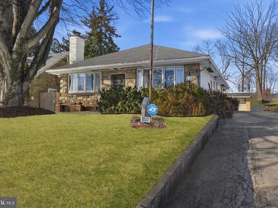 468 Paoli Ave, Philadelphia, PA, 19128