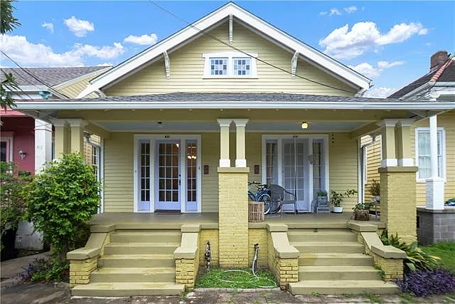 411 Pelican Ave