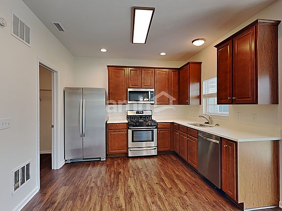 3rd image of 11268 Catalina Dr