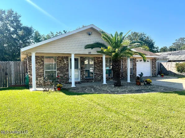 27 Pembrook Cir, Gulfport, MS 39503