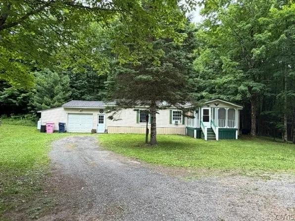 9200 Howd Rd, Camden, NY 13316