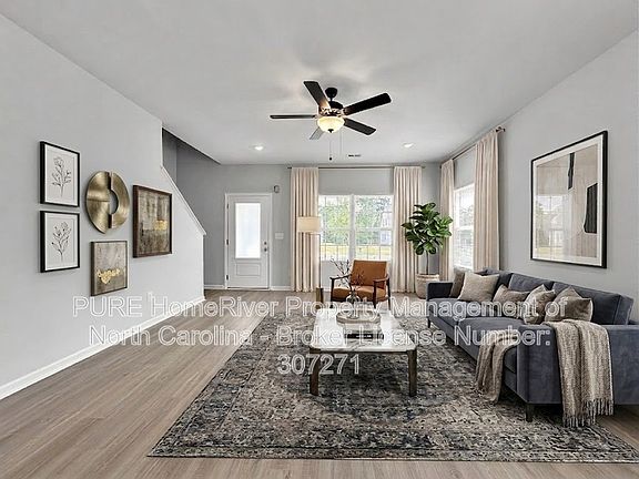 3rd image of 394 Chedworth Dr