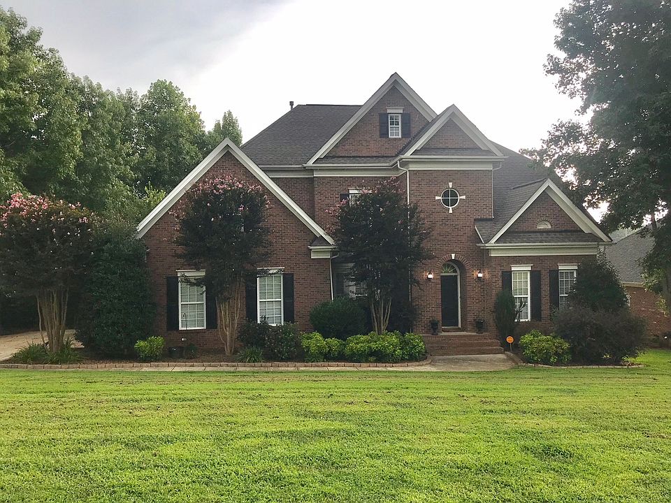 1st image of 143 Hunters Hill Dr