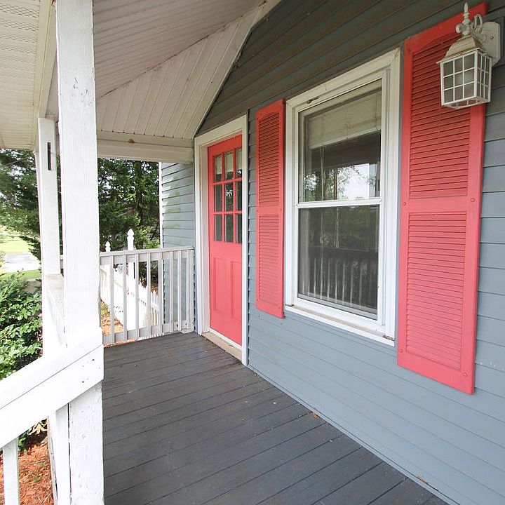 2nd image of 103 Williamson St