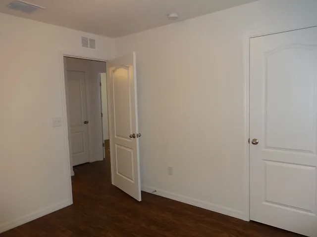 627 Chatham Walk Dr — Photo 14