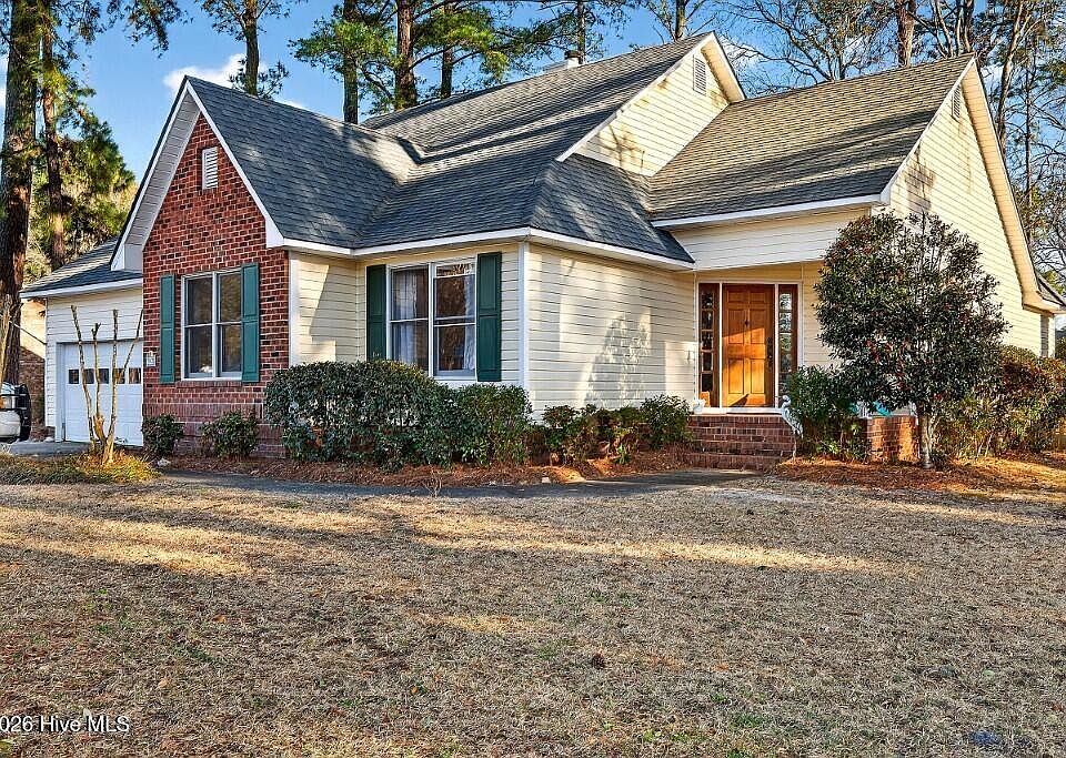 1st image of 813 Plantation Drive