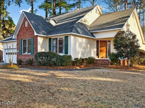 813 Plantation Drive, New Bern, NC 28562