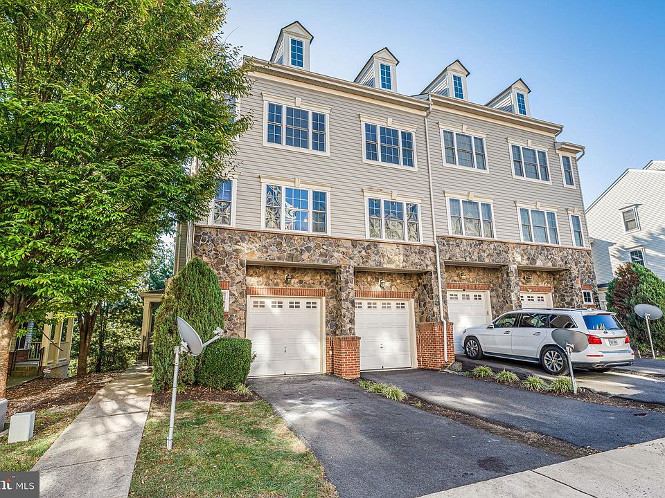 1st image of 16829 Nuttal Oak Pl