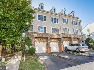 16829 Nuttal Oak Pl, Woodbridge, VA 22191