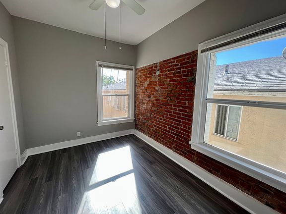5th image of 1626 N Harvard Blvd #1B-1Ba-600Sqft