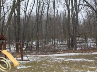 20300 Spears Rd, Pinckney, MI 48169