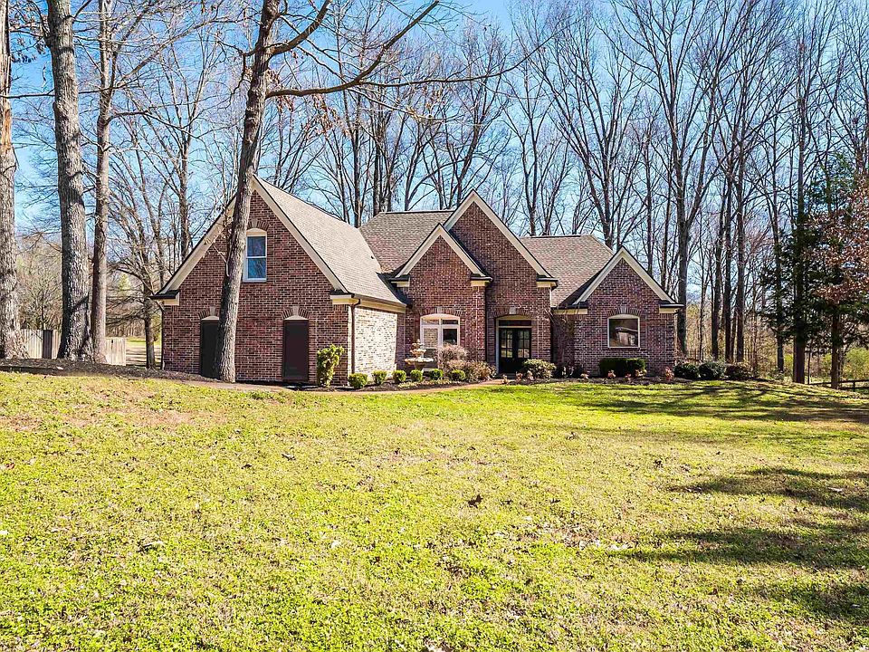 1st image of 190 Shady Oaks Dr