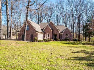 190 Shady Oaks Dr, Eads, TN 38028