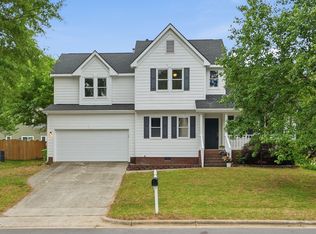 649 Penncross Dr, Raleigh, NC 27610