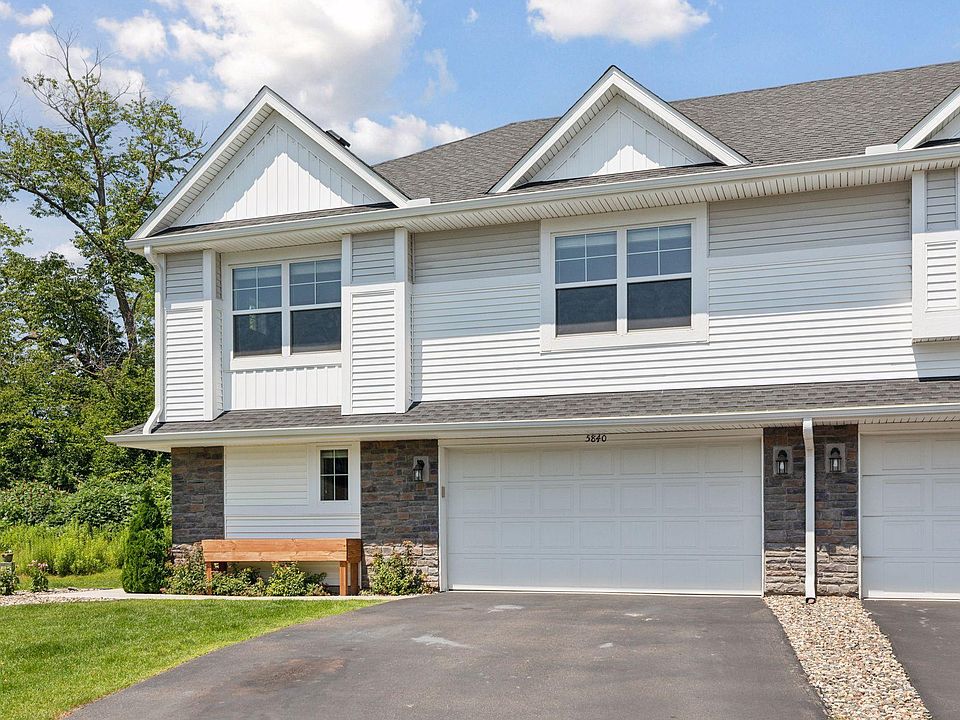 1st image of 5840 Moonlight Way NE