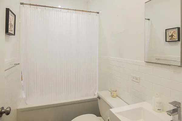 Rented by BLS Realty | media 9