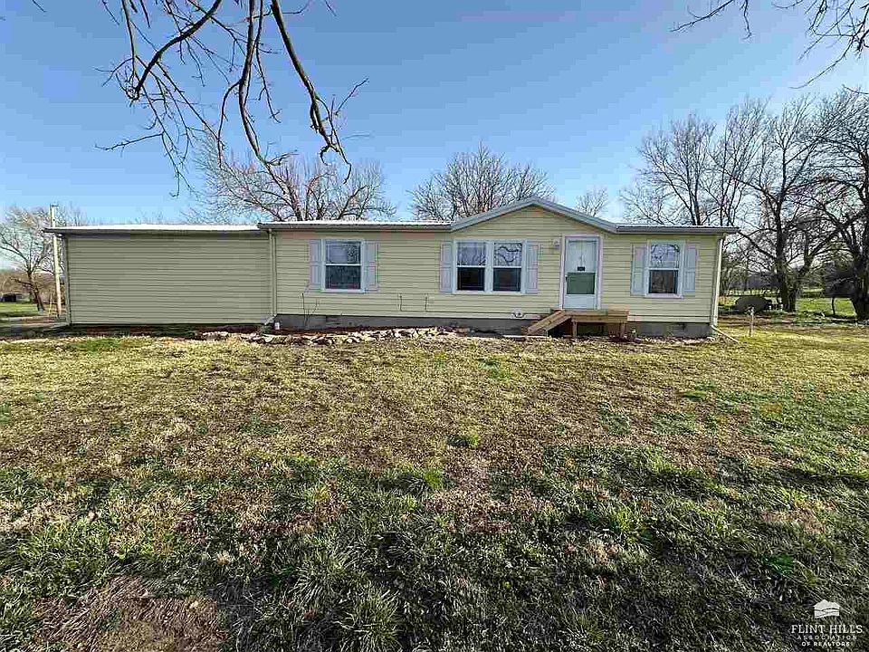 601 1/2 Gypsum St, Blue Rapids, KS 66411 Zillow