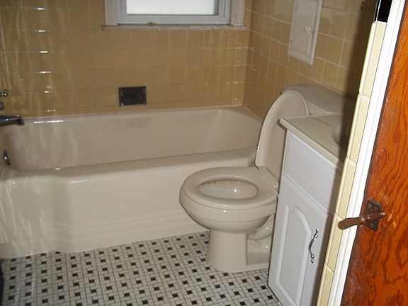 5th image of 280 E 255th St