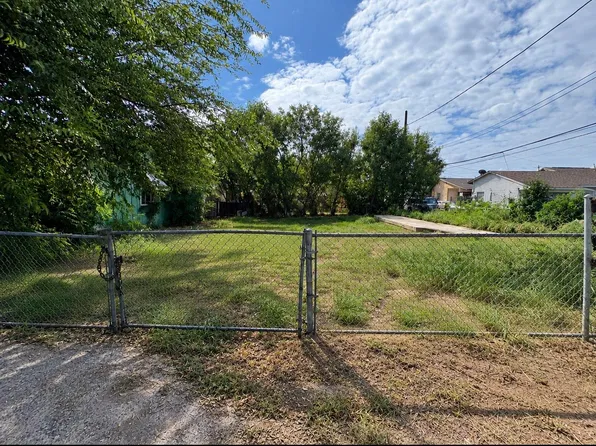 419 Victoria St, Laredo, TX 78040