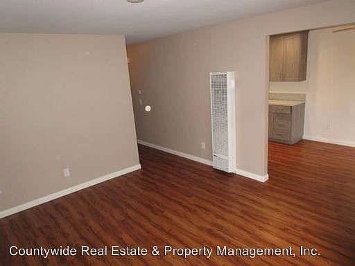 5th image of 4769 32nd St APT A