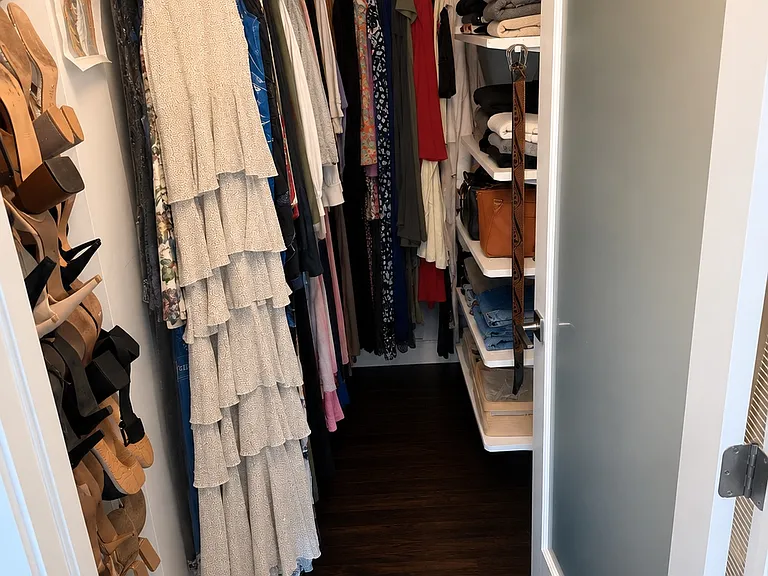 1137 N Wood St #1G — Photo 6