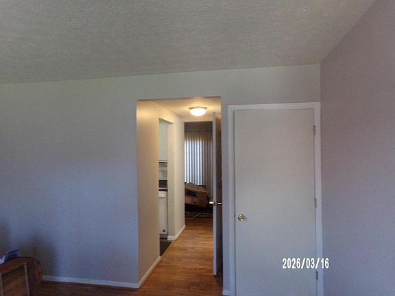 4th image of 3135 Easthaven Dr S