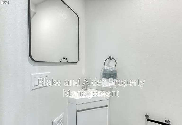 5221 SE Boise St — Photo 14