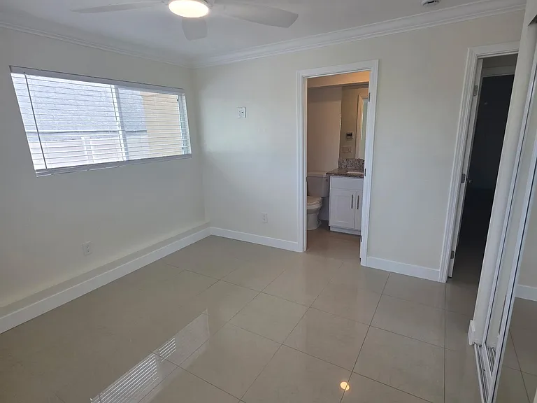 551 Pitta St — Photo 8