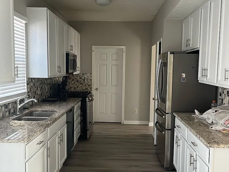 7236 Winterbek Ave — Photo 10