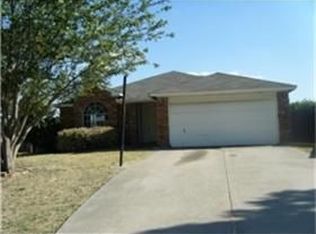 5212 Highbank Dr, Arlington, TX 76018