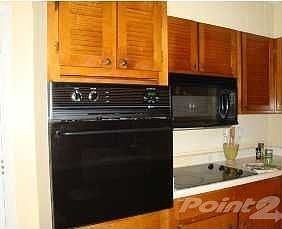 4th image of 3915 Lynn Ora Dr