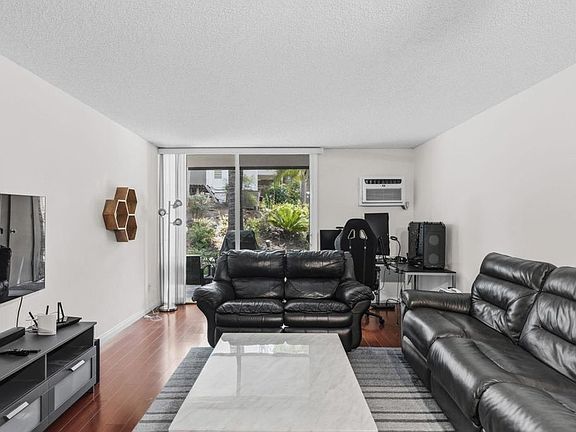 5th image of 4545 Collwood Blvd Unit 39