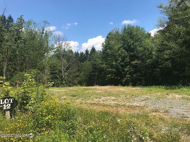 3rd image of 11 Lochvue Drive