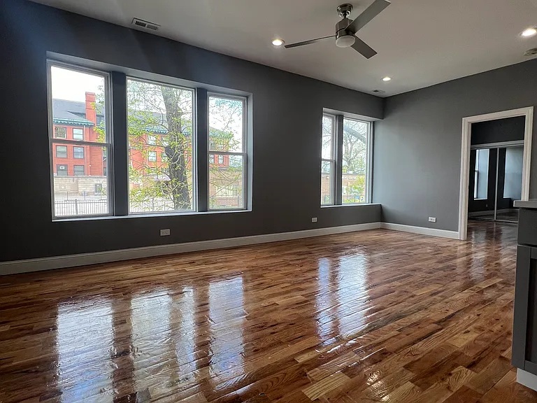 5433 S Union Ave #1R — Photo 1