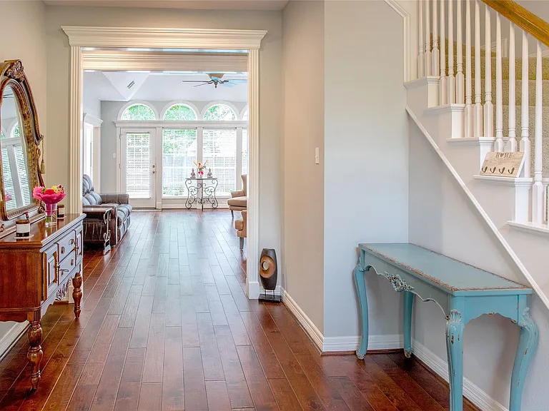 95 Rush Haven Dr — Photo 4