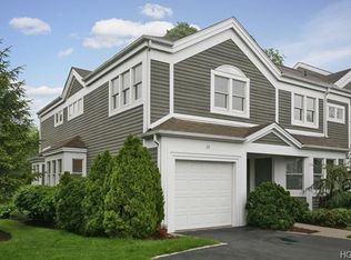 33 Alex Dr, White Plains, NY 10605