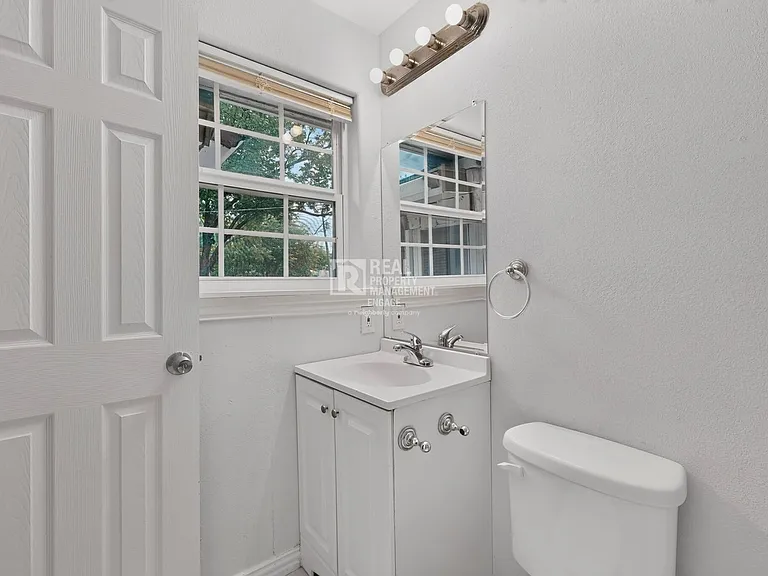 4401 Steven St — Photo 19