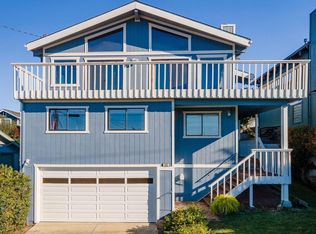 583 Sierra St, Moss Beach, CA 94038