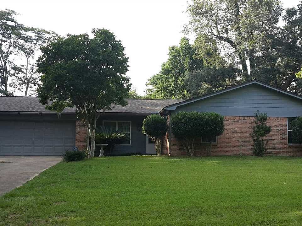1st image of 2620 Brentshire Dr
