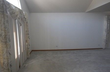 2nd image of 2120 Parkview Dr