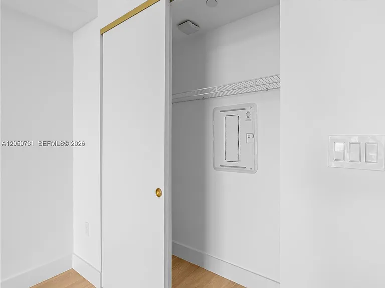 90 NE 32nd St #918 — Photo 18