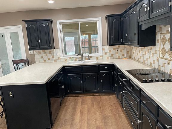 4th image of 2217 Evergreen Dr