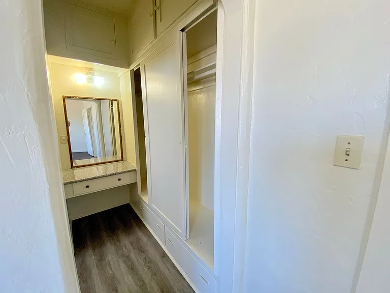 1273 S Woods Ave — Photo 13