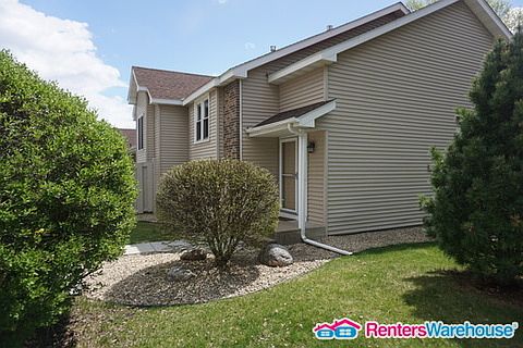 2nd image of 10197 Arrowwood Dr