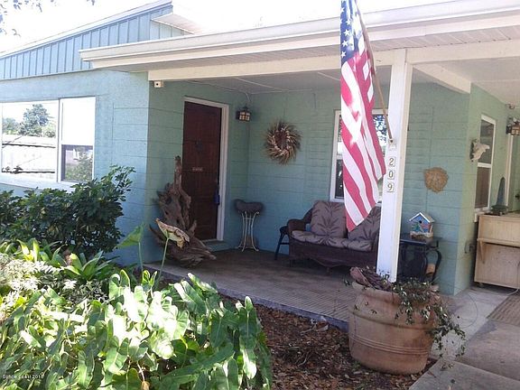 4th image of 209 Lantana Ln