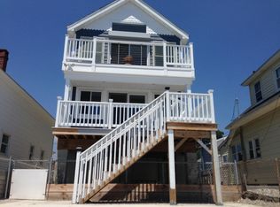 111 Melba St, Milford, CT 06460
