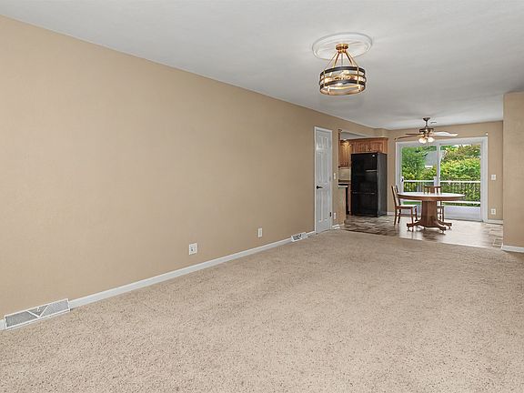 3rd image of 1603 2nd St