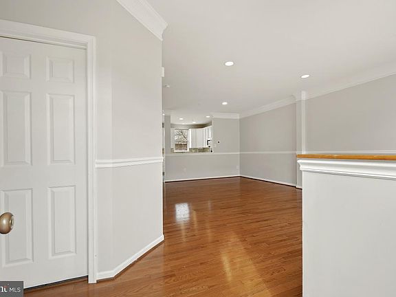 4th image of 20803 Shamrock Glen Cir