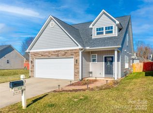 112 Pamlico Rd, Fletcher, NC 28732