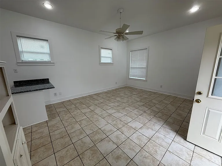 5201 Leeland St #B — Photo 5